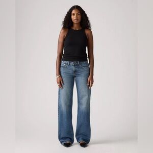 NWT Levi’s premium low loose size 26 good life dark wash
